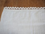 縁編みとイエロー花刺繍のマット(破れあり) 画像6