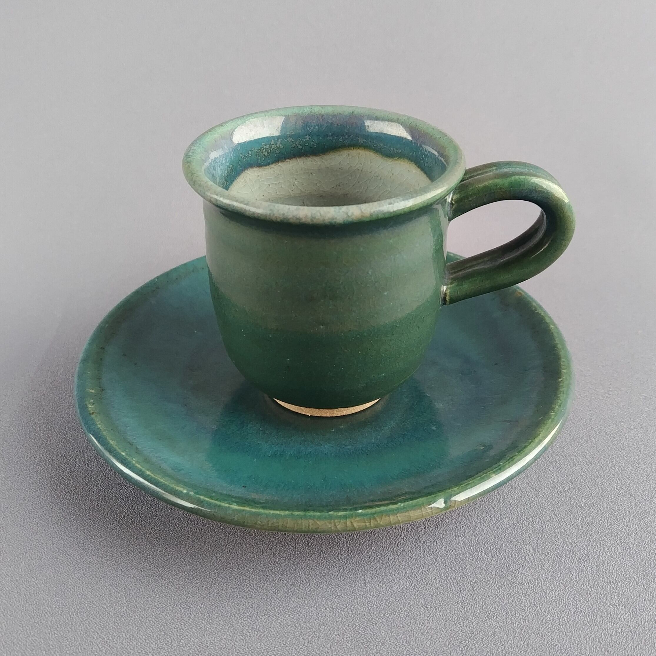 コーヒーカップ 緑釉 【商品番号：00457】 | やきもの實陶（さねとう）