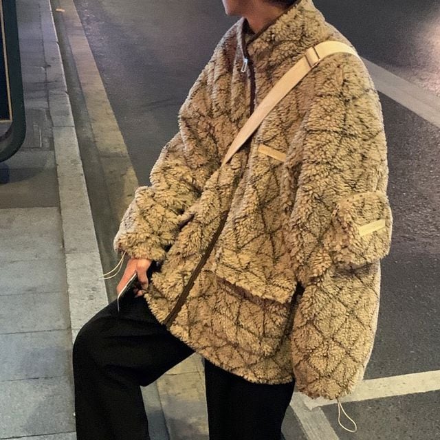 【予約販売】ブルゾン 総ボア アウター 冬 ジャケット 総柄 ショート丈 ストリート メンズ シンプル グリーン ブラウン 男前 こなれ感 お洒落 韓国 トレンド 秋 冬 M/L/XL