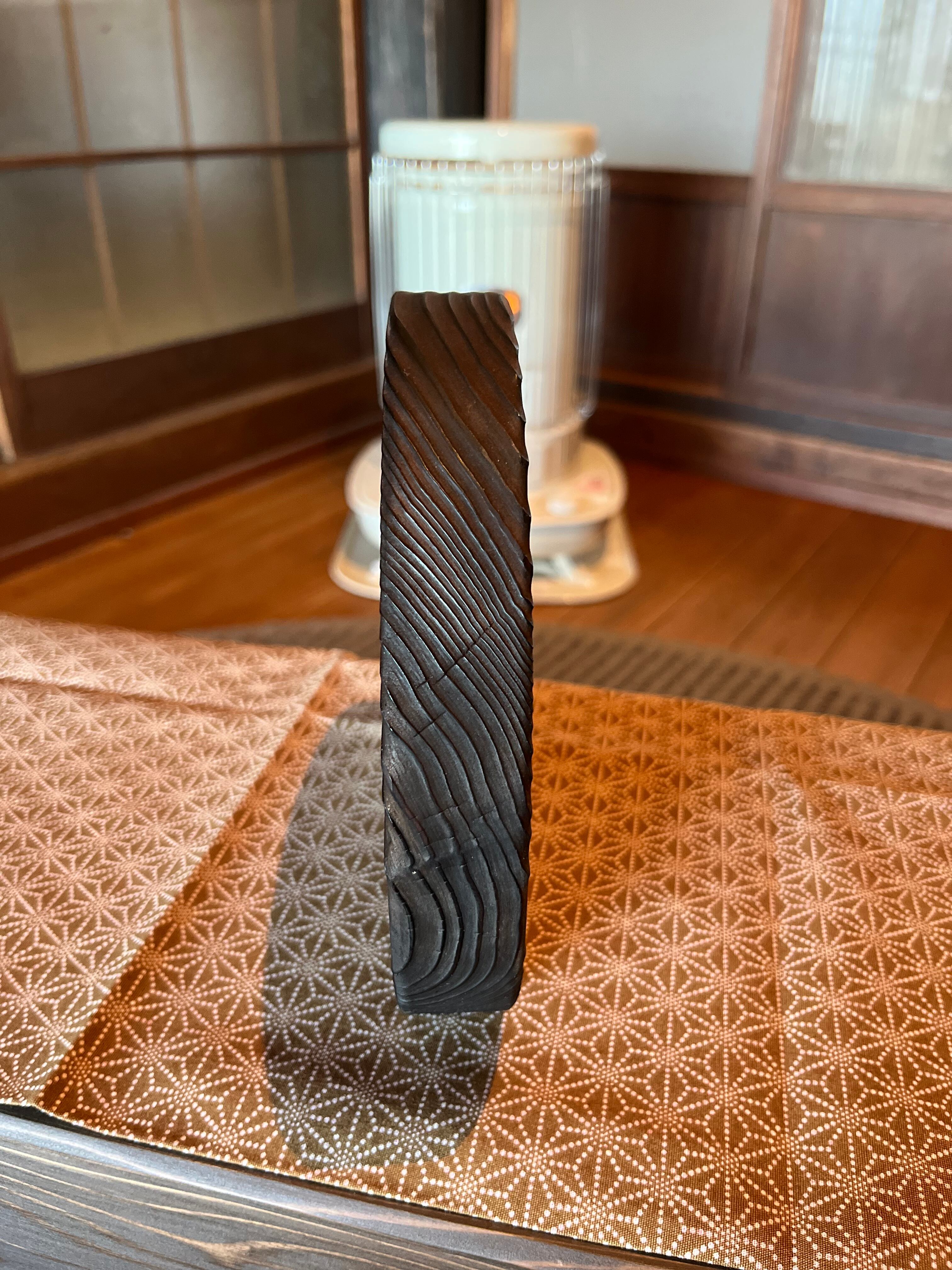 鍋敷き 飾り台 花台 木製 日本伝統うづくり技法 | SantaPa design