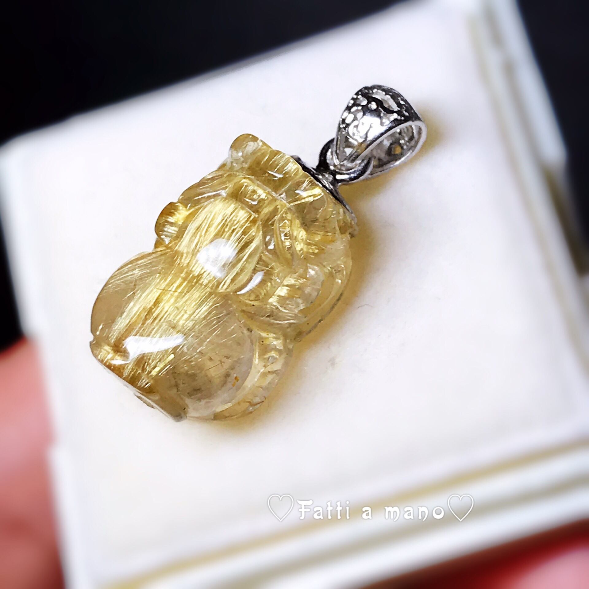 可愛い キラキラトップグレード ゴールドタイチンルチル 貔貅さん