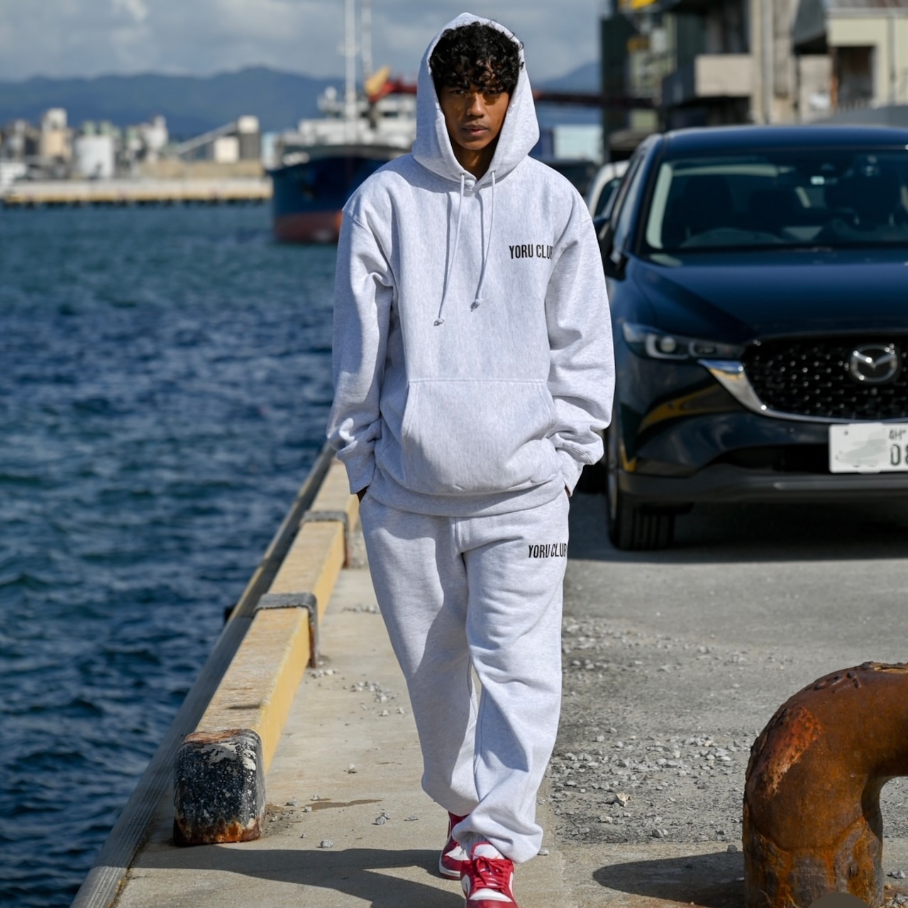 YORU CLUB LOGO HOODIE【Gray】