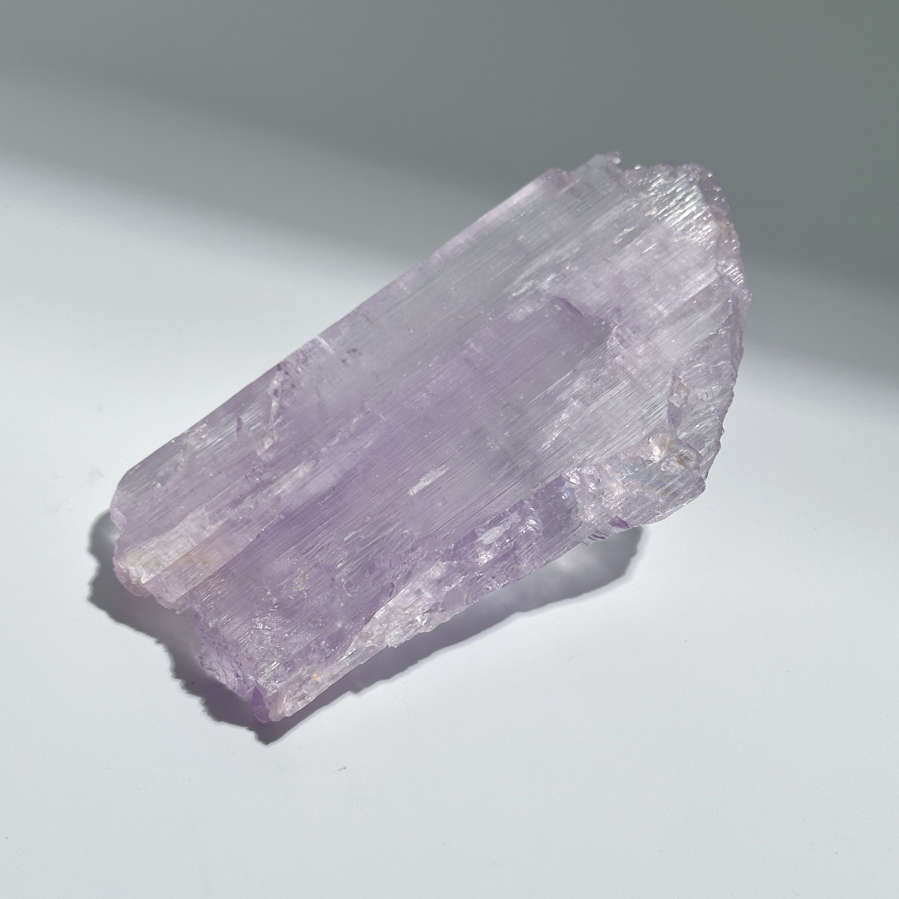 巨大・ハイクォリティ】クンツァイト 原石51◇ Kunzite ◇天然石・鉱物