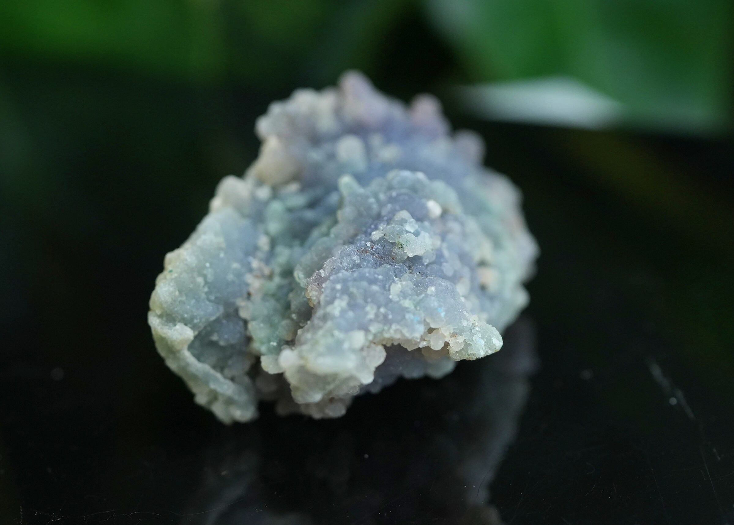 葡萄石 ☆グレープアゲート 原石 s1046 | Funky garuda Stone