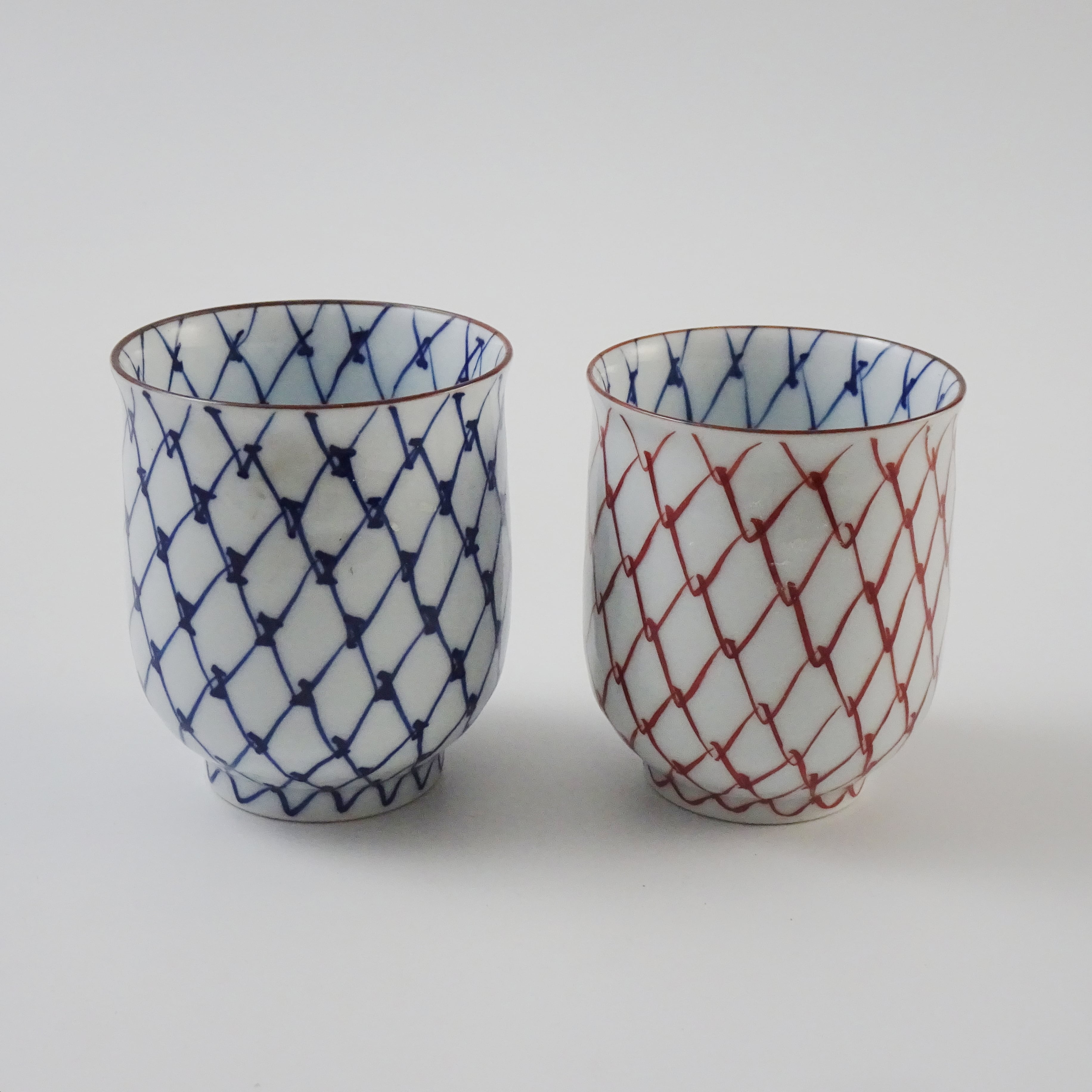 波佐見焼 手描きかけあみ組ゆのみ(青・赤)