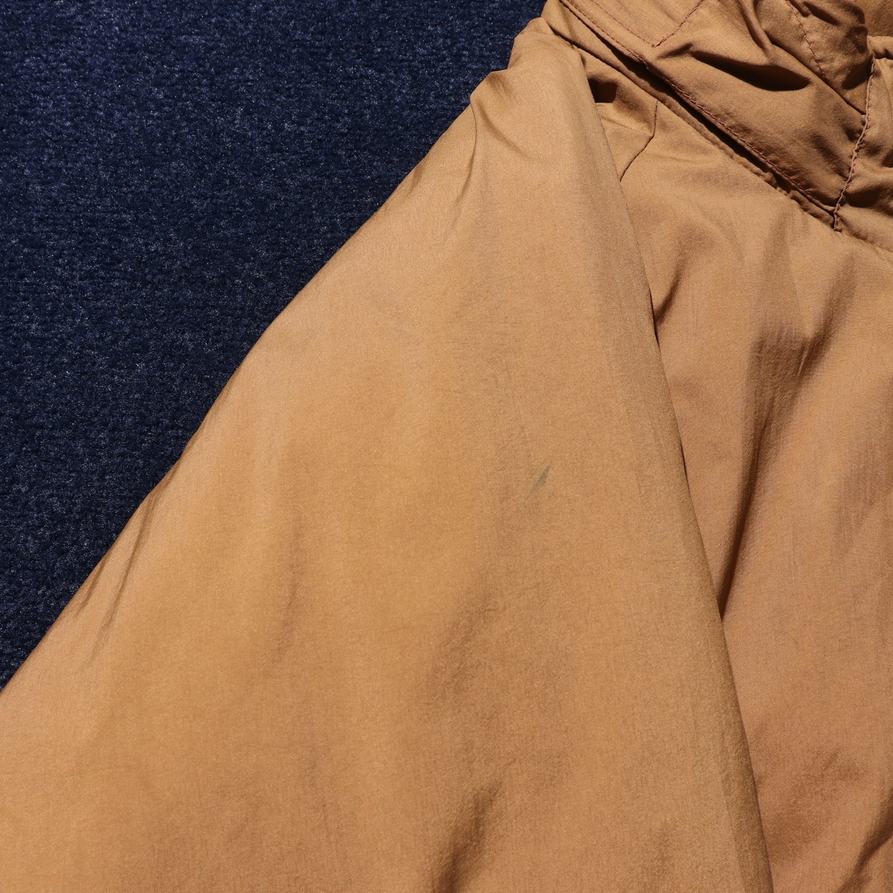 美品 M-R 09年 米軍実物 Wild Things USMC ワイルドシングス Primaloft コヨーテブラウン ハッピースーツ