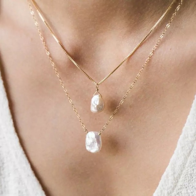 14k gold pearl necklace  (N185)