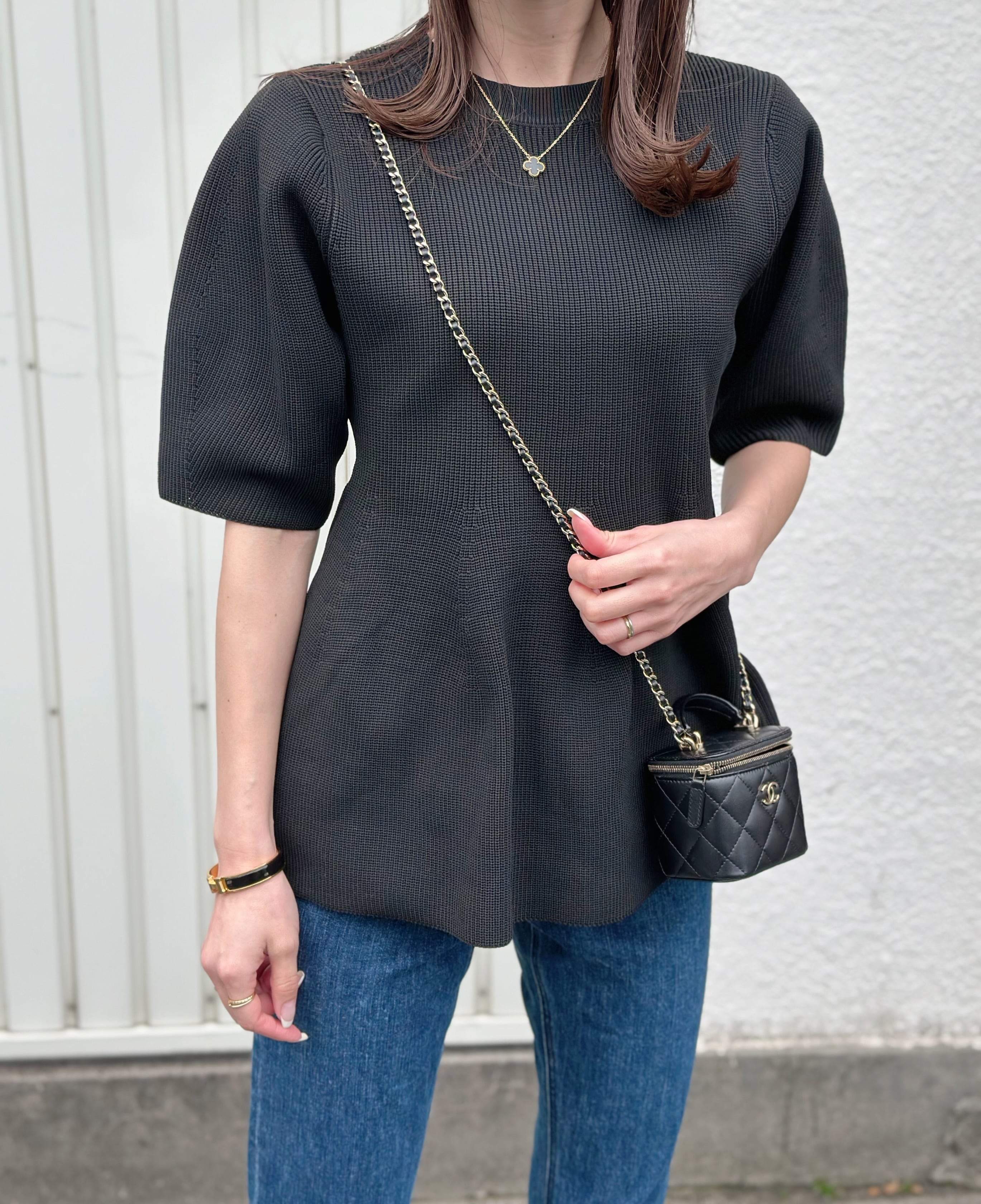 ◆即納◆2colorsペプラムサマーニットトップス(ご注文から1-4営業日でお届け)