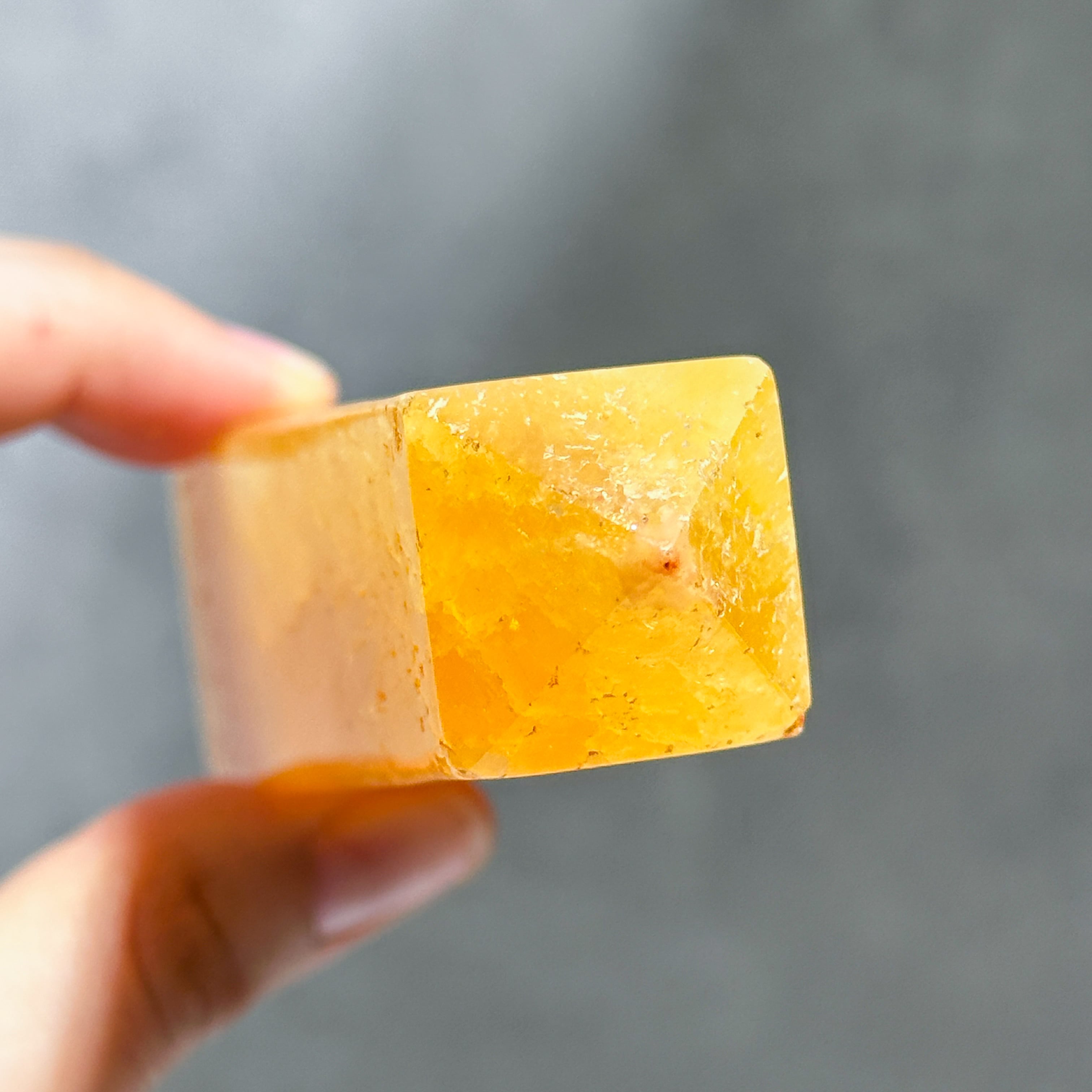 オレンジカルサイト タワー型64◇ Orange Calcite ◇天然石・鉱物