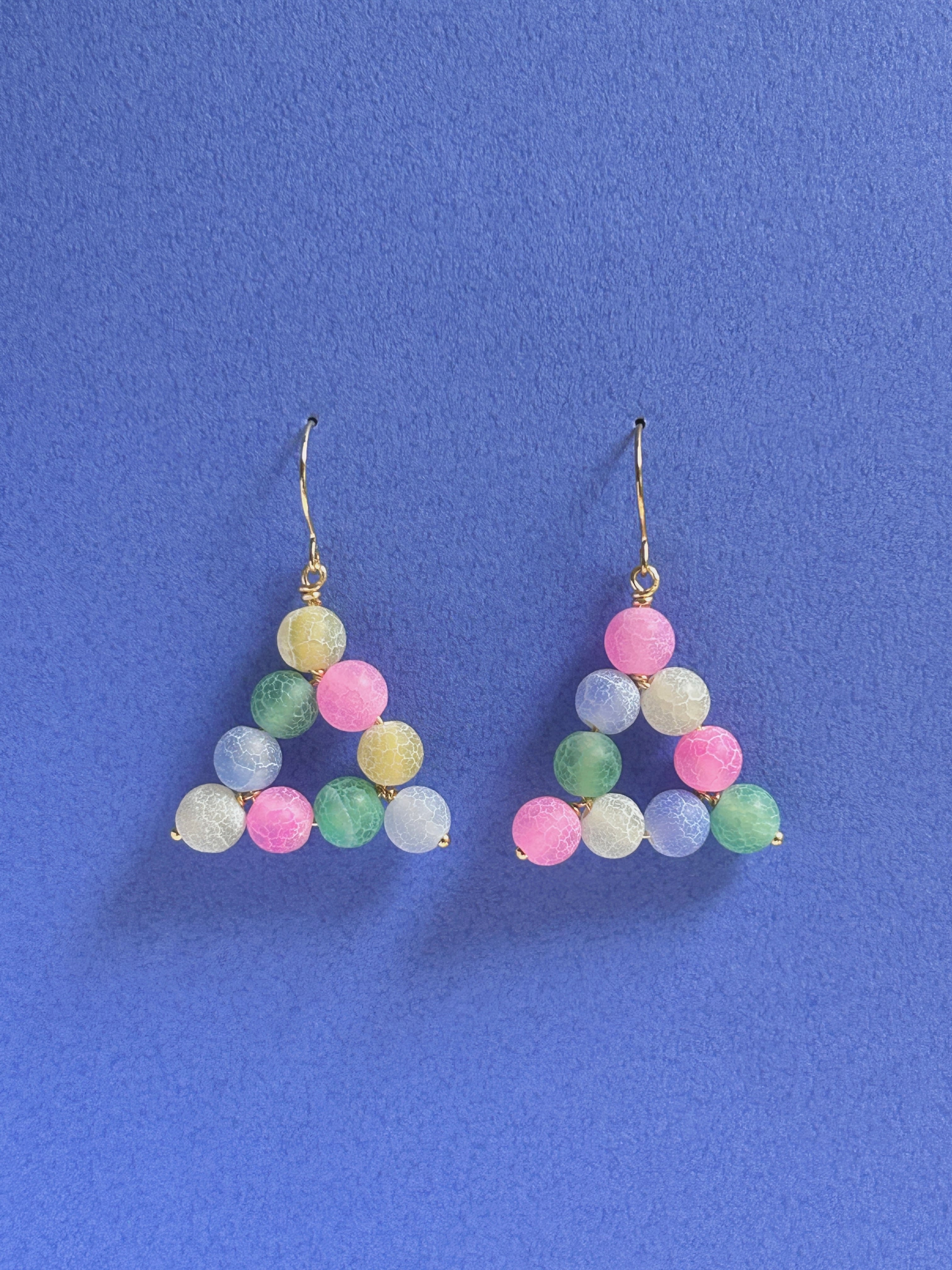 DELTA / pastel