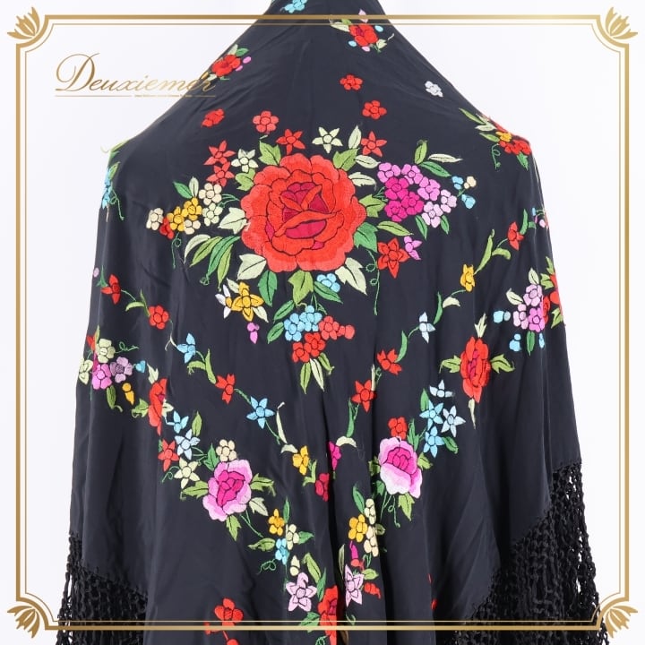 フラメンコ 衣装 マントン シージョ 黒 赤 刺繍 フレコ フリンジ 小物