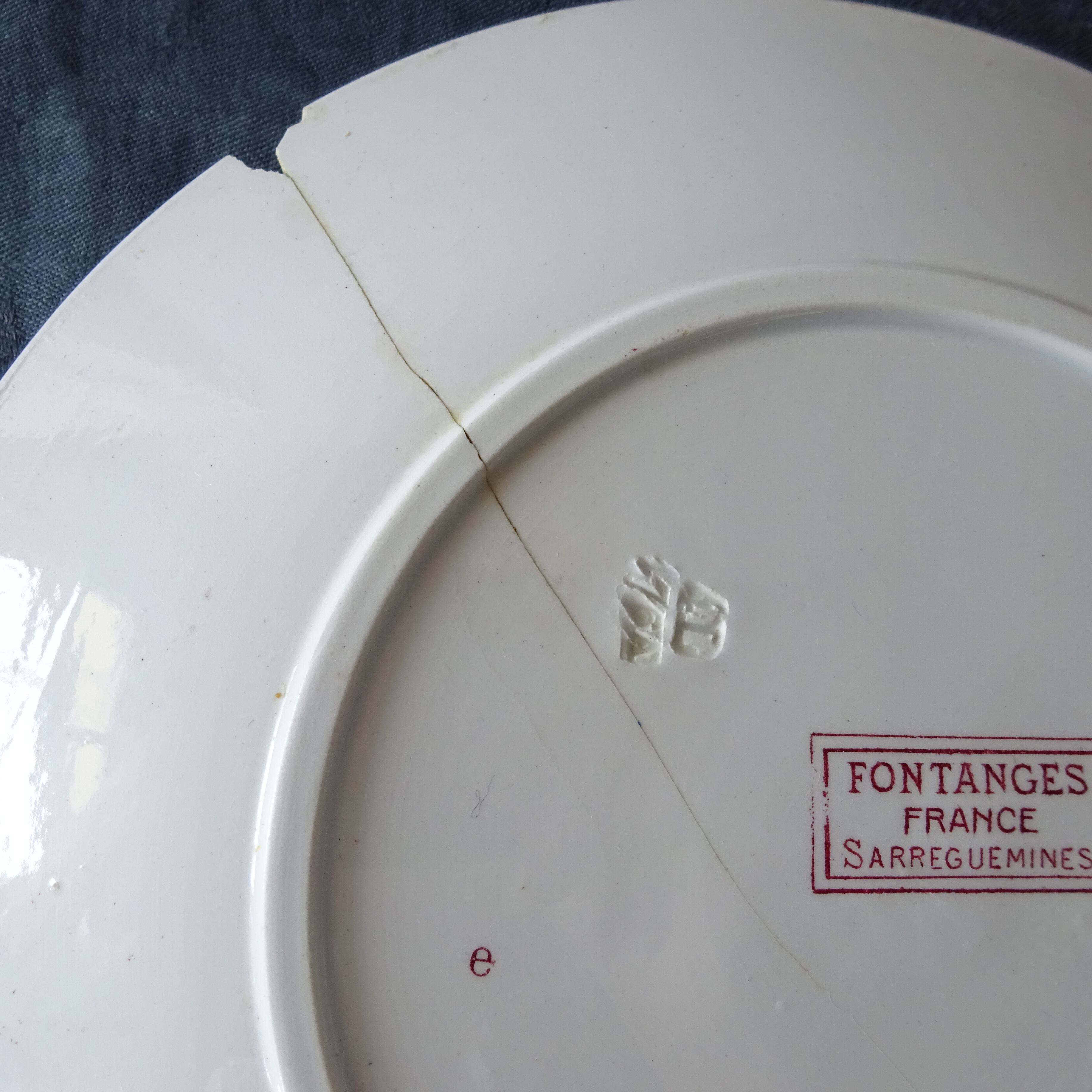 【 Épuisé 】【金継ぎ用】Sarreguemines＊modèle《FONTANGES》assiette plate pour Kintsugi (D)