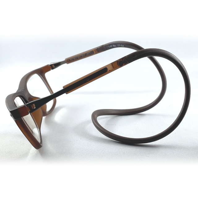 eyeNeed アイニード老眼鏡　(ブルーレイカット)　（品番　800BRBC）