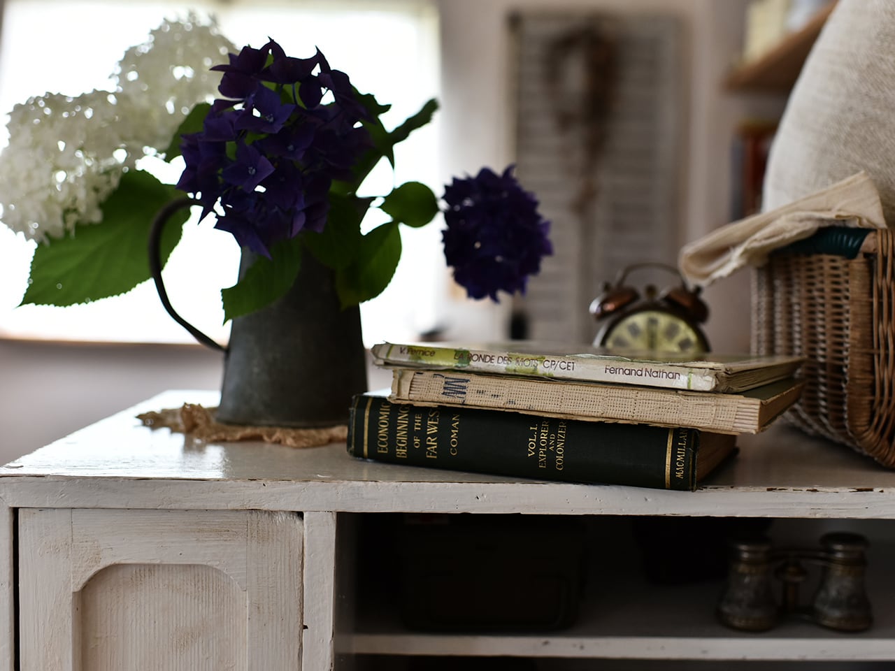 古い色合いが素敵な緑の本 *イギリスアンティーク