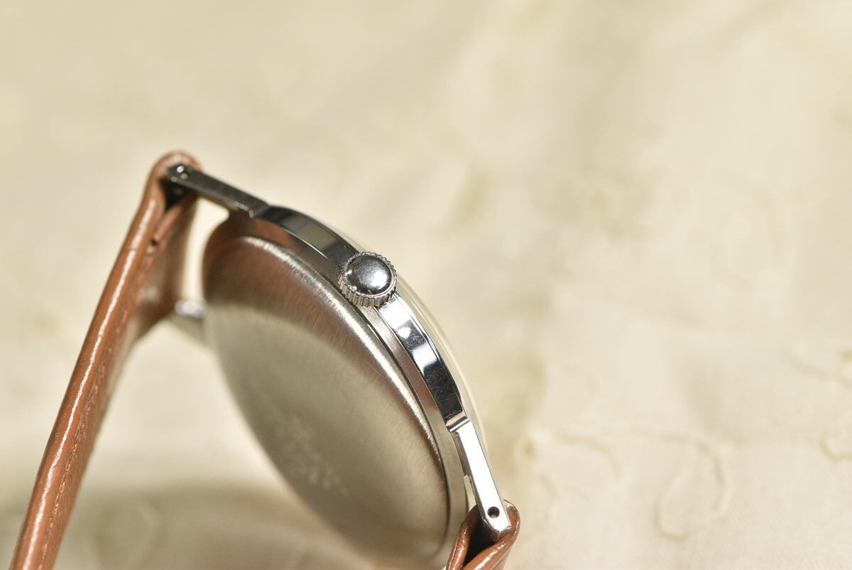 メンズ】セイコー マーベル 19石 Sマーク 赤機械の稀少モデル 廃業時計