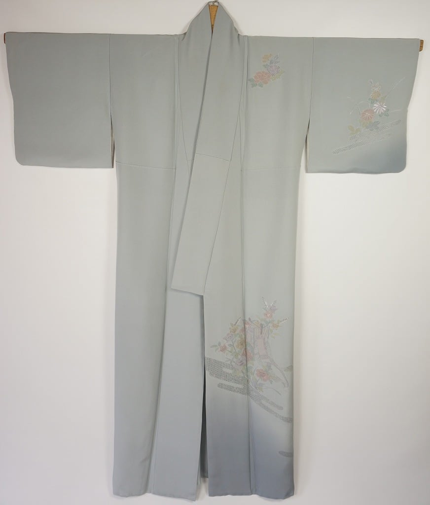 汕頭 蘇州 相良 総刺繍 一つ紋 訪問着 花 ヱ霞 正絹 水色 687 | kimono