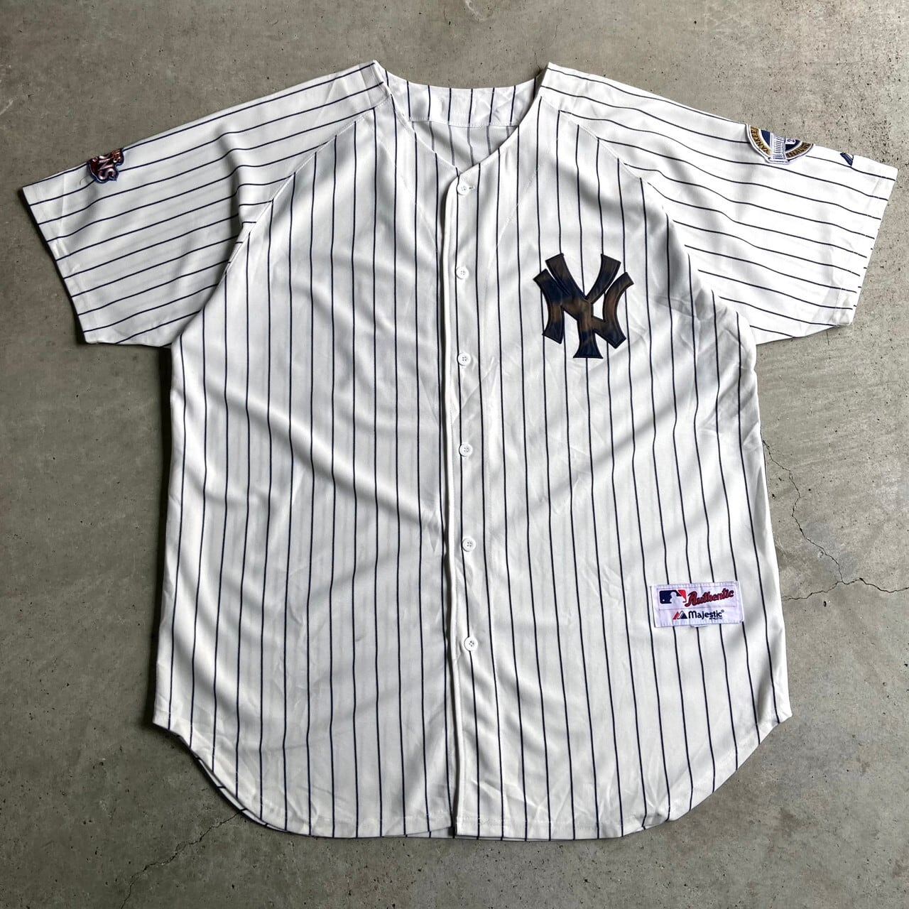 Majestic MLB ニューヨーク ヤンキース レプリカジャージ XL