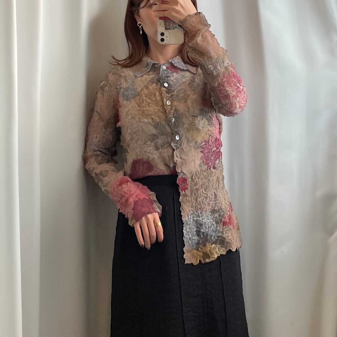 wrinkled flower pattern sheer shirt〈レトロ古着 しわ加工 花柄 