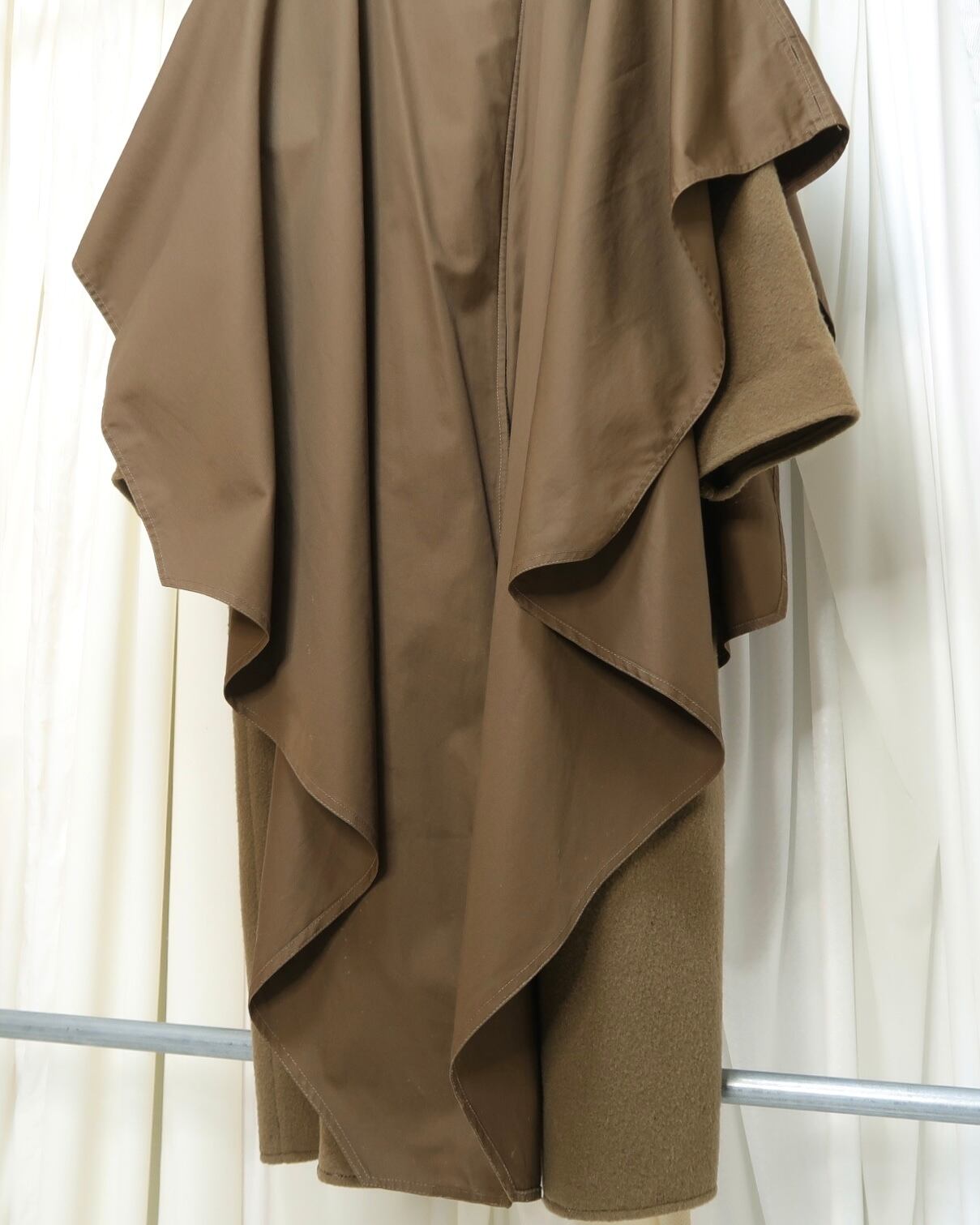 1980s Anne-Marie Beretta poncho coat | gamustore 1980s Anne-Marie Beretta poncho coat | gamustore