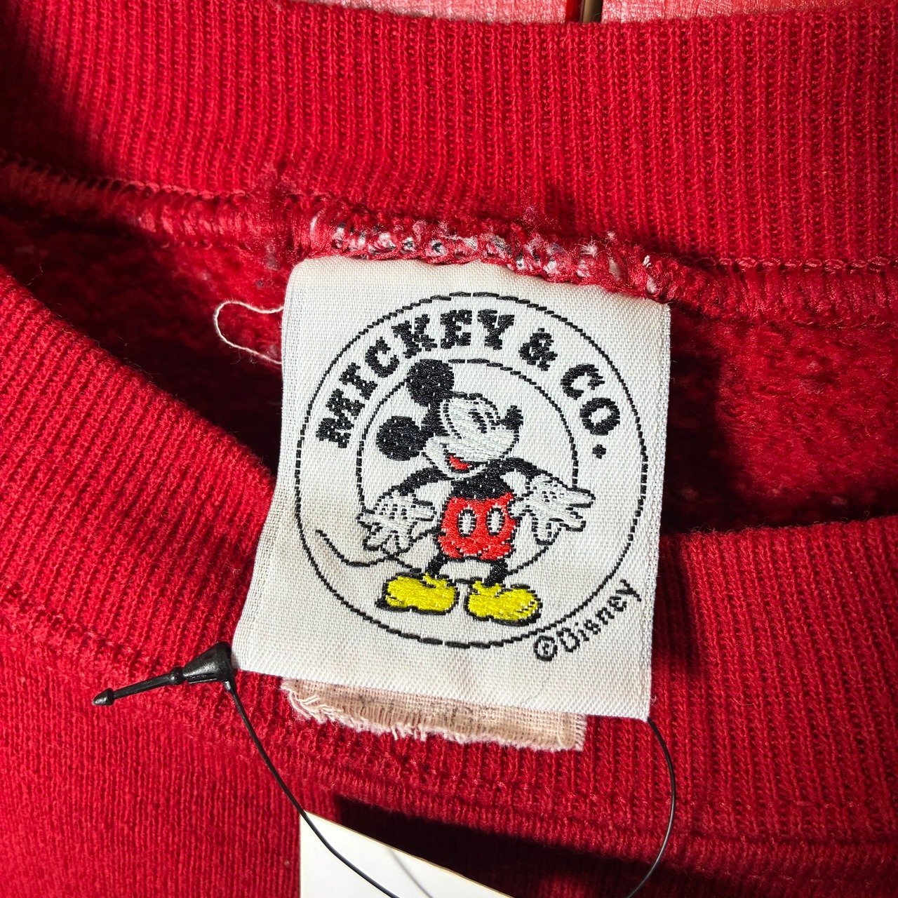 90s MICKEY & CO. ミッキーマウス 刺繍スウェット レッド USA製 BRAZOSボディ