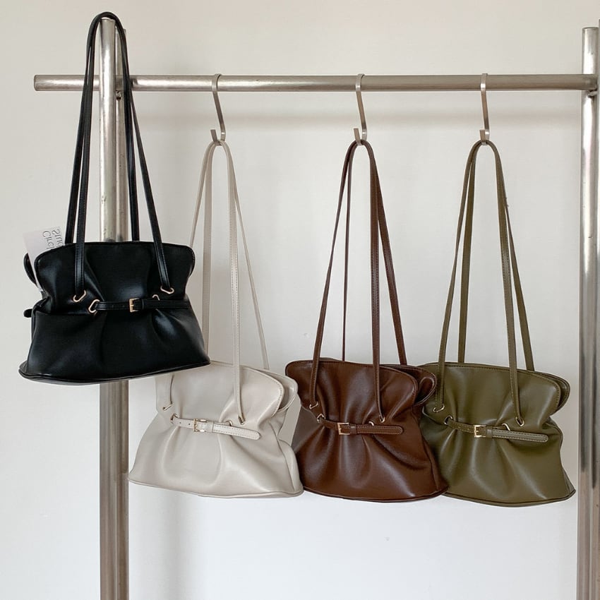 belted faux-leather handbag　J00356