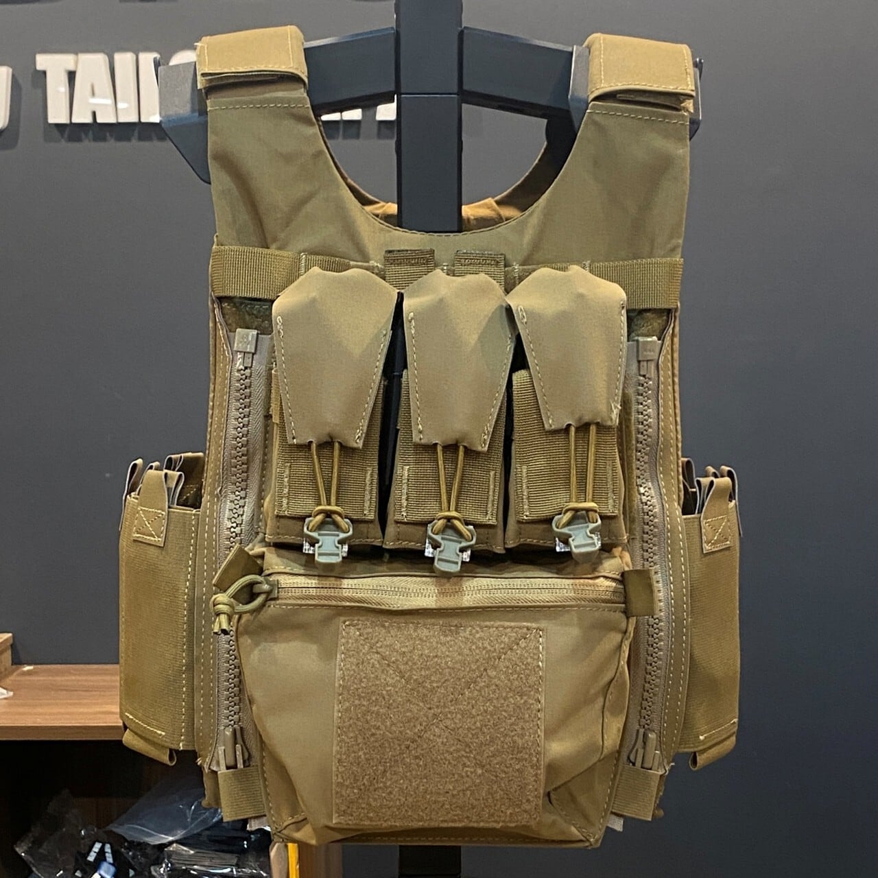 公式【TAILOR JAPAN】一着限定！！LV119 バックパネル付き