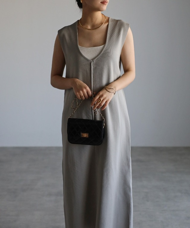 前後2WAYディープUネックダイバーニットワンピース