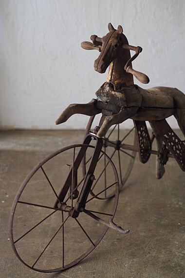 駆け上がる木馬-antique wooden horse | アンティーク.ヴィンテージ