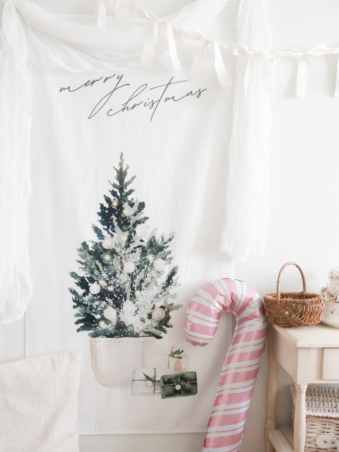 ホワイトクリスマスツリーのタペストリー T030 【 Christmas Tree Tapestry Type-C Big 】 クリスマス