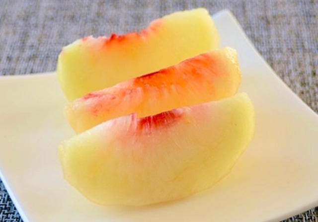 【桃】さくら白桃 ３㎏（8ｰ10個） ＜ 9/15-25頃の限定品♬＞ Peach "Sakura"