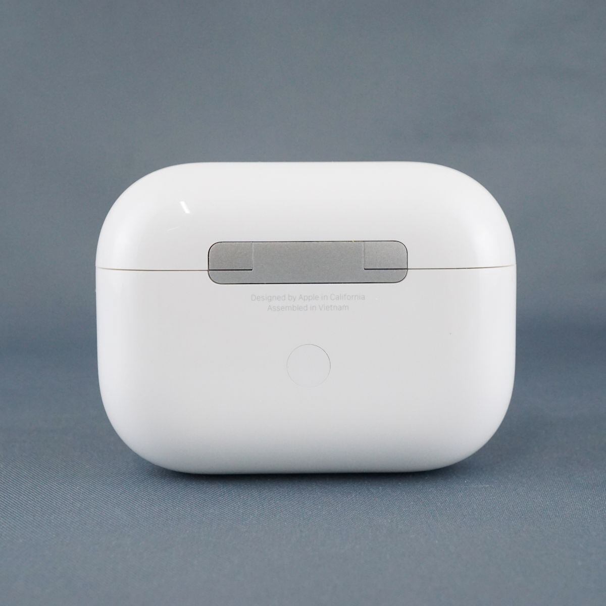 ヘッドフォン/イヤフォンAirPods Pro エアーポッズプロ　充電ケースのみ 正規品