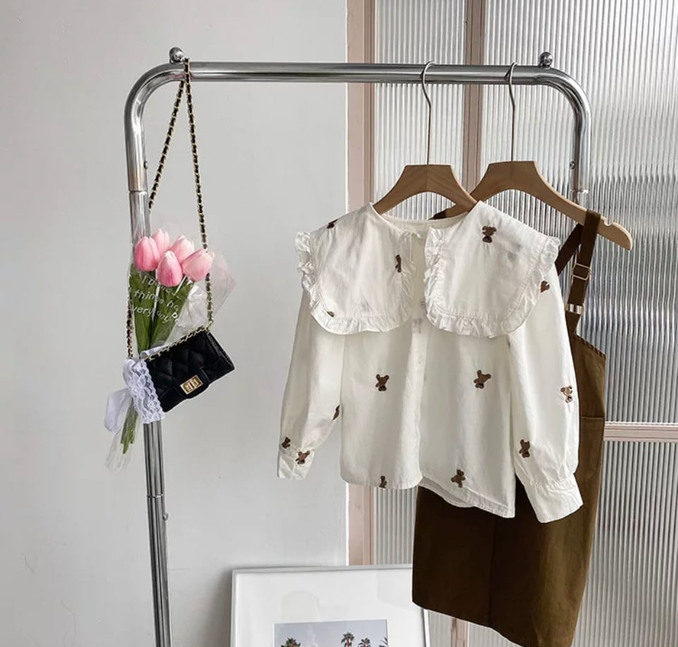 ビックカラーベアブラウス………シャツ 刺繍 キッズフォト 韓国子供服 海外子供服 ホワイト