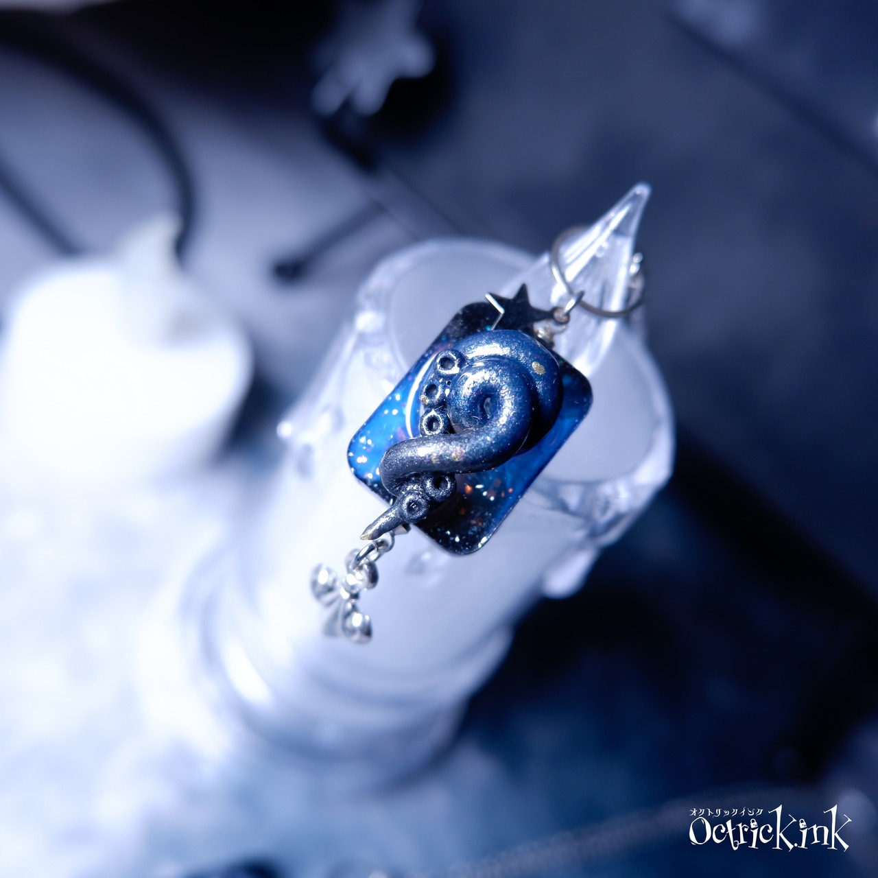 KRAKEN 星空に溶け込む ネックレス