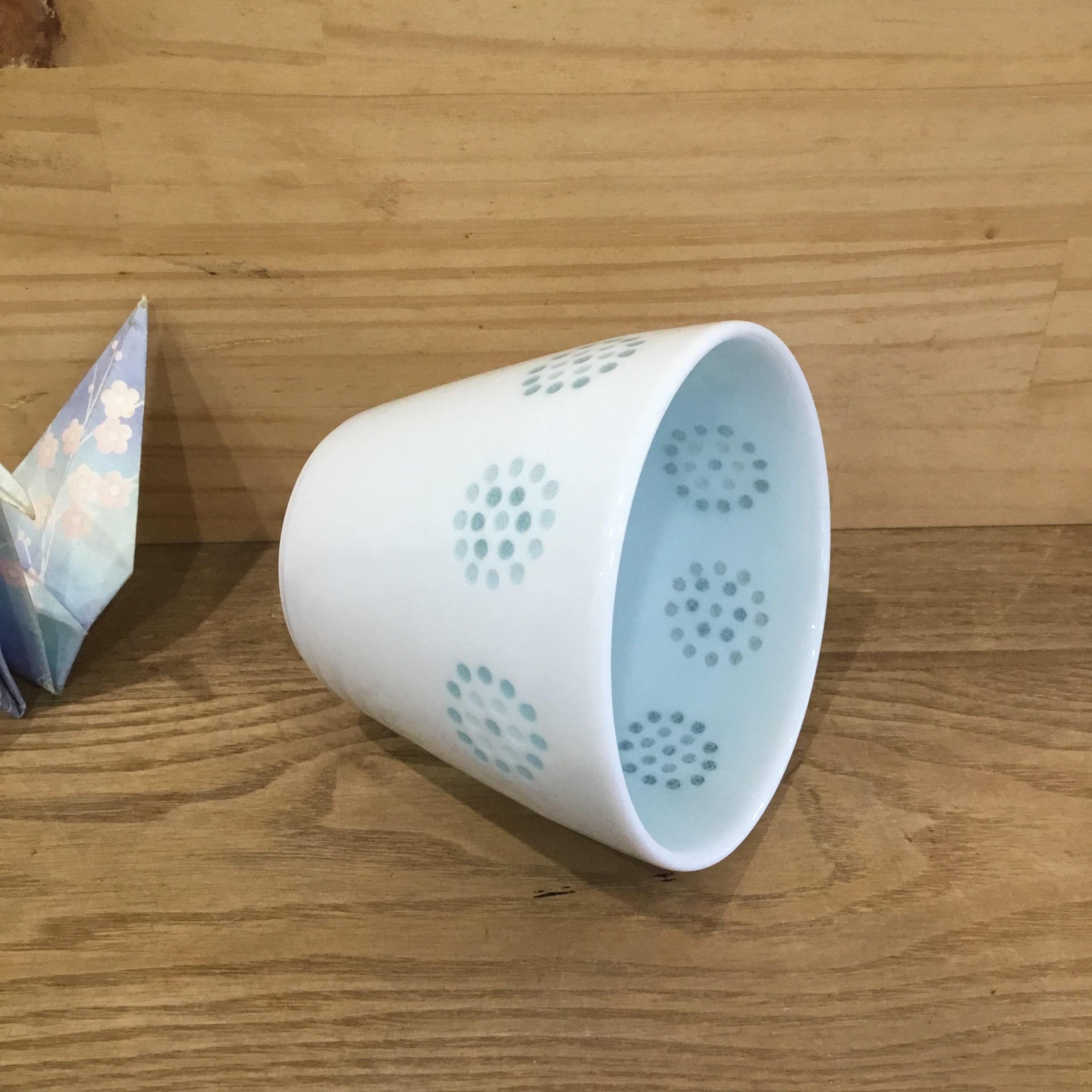 笠間焼 小林哲也作 青白磁蛍手 そば猪口 | 趣味の園芸と陶器山竹