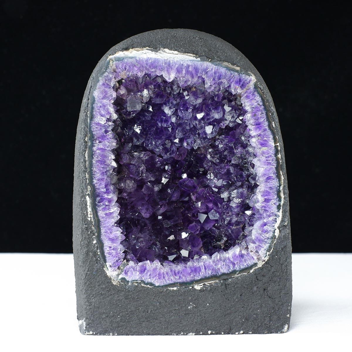 2.4Kg アメジストドーム ウルグアイ産 アメジスト ドーム 原石 ジオード カペーラ 一点物174-2316