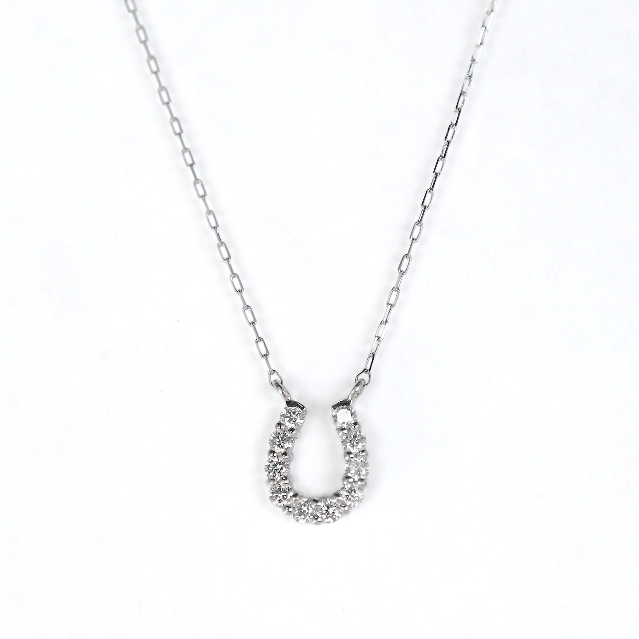 Pt900 ダイヤモンド0.1ct 馬蹄（バテイ） ネックレスorリング 選べる