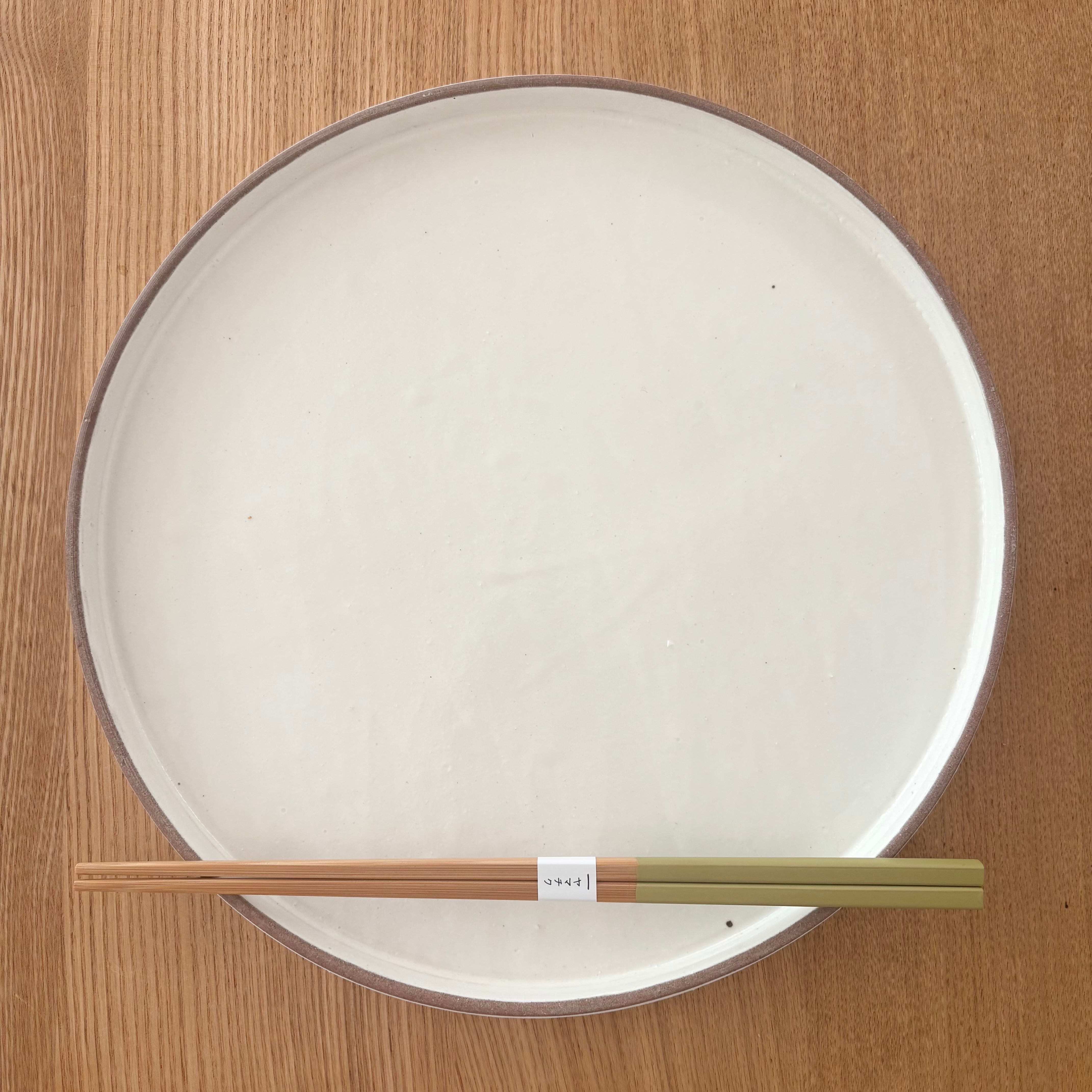 両面使える白丸台皿 大（熊谷雅博） | 暮らしの器 かまごと