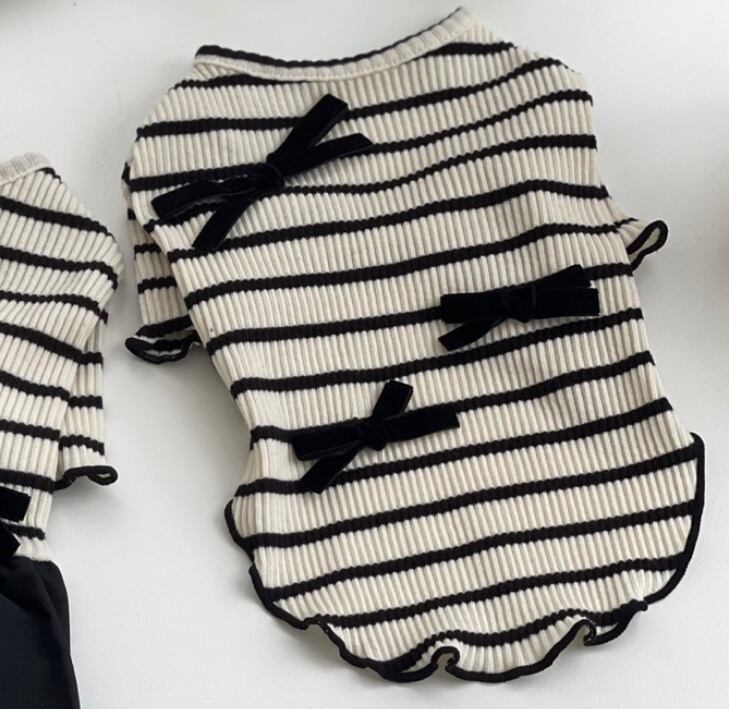 予約【Hug me】rebbon border tops