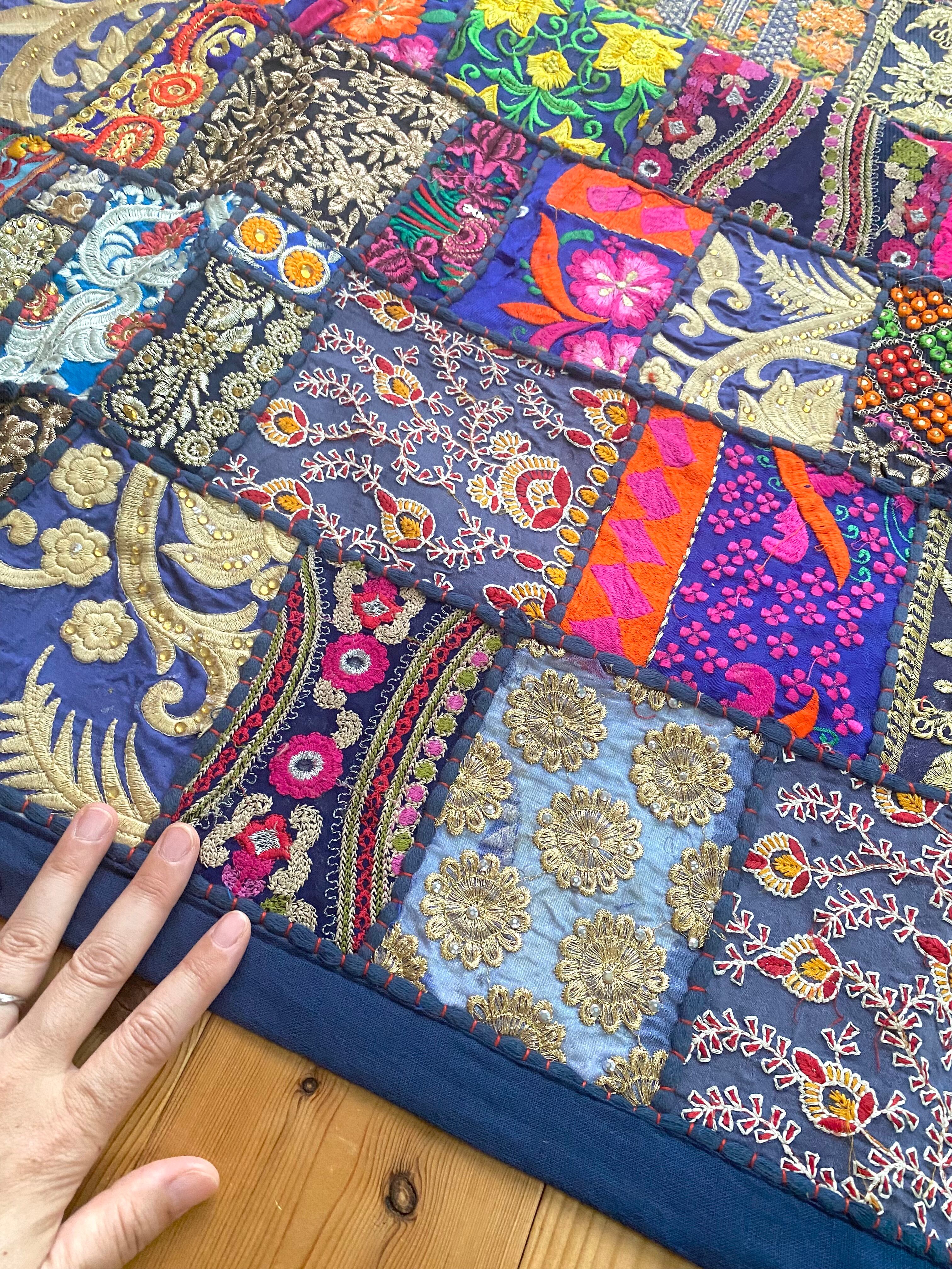 Teru様専用⭐️ブルーさん/ザリ刺繍タペストリーラグ