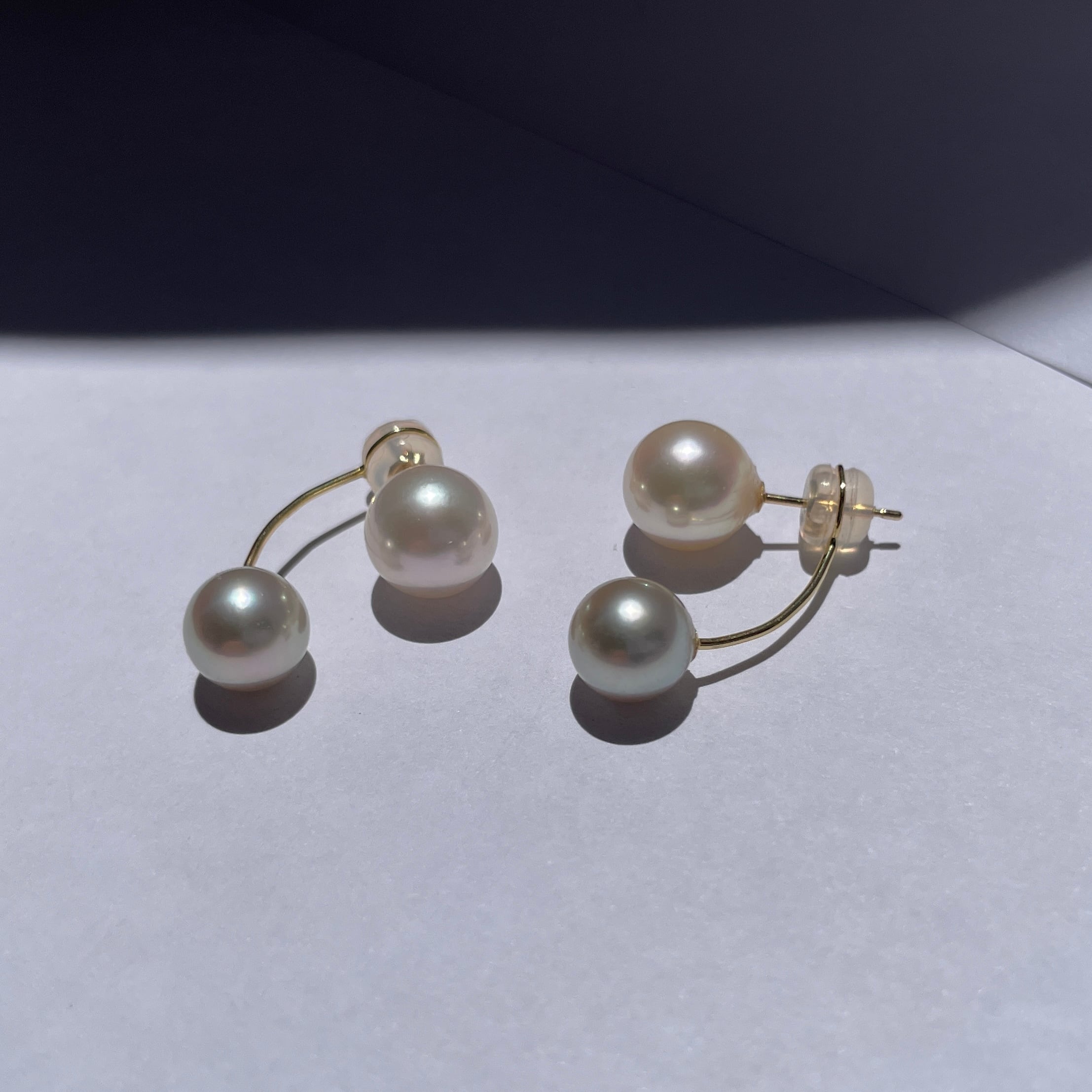 K18YG Floating Akoya Pearl Pierces / Pair | Etoilight