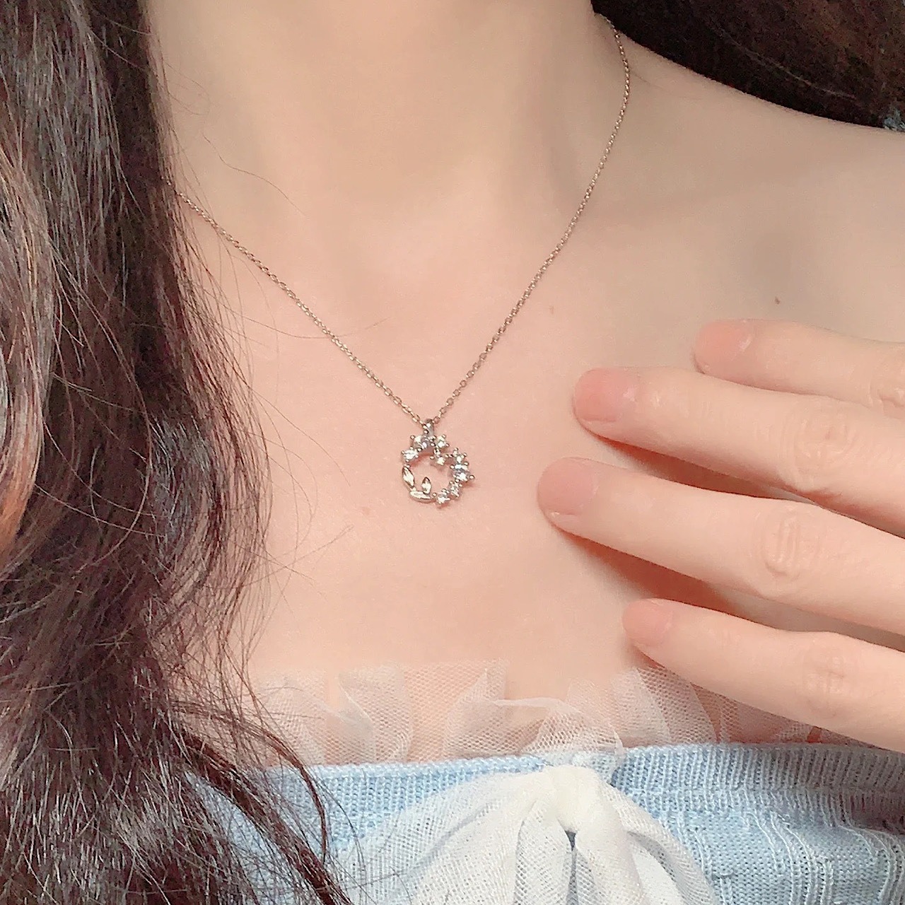 おしゃれ キラキラ 葉っぱ 花輪 デザイン ネックレス - 3