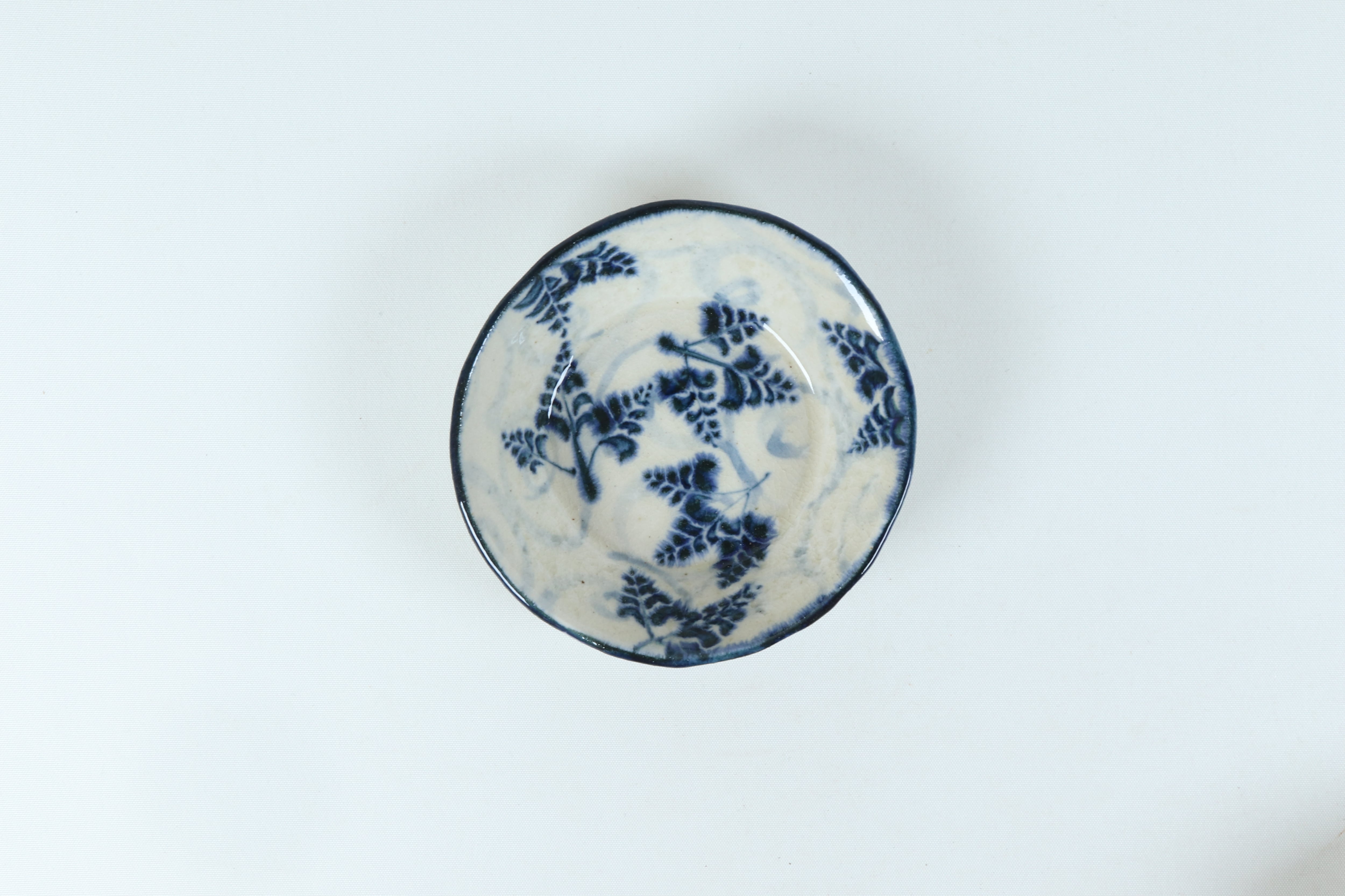 ‼️Salvia Shop‼️リサイクルFORT‼️旧家から直送唐物①‼️汝窯平鉢 安南 丸珍味 シダ唐草 | 宗山窯