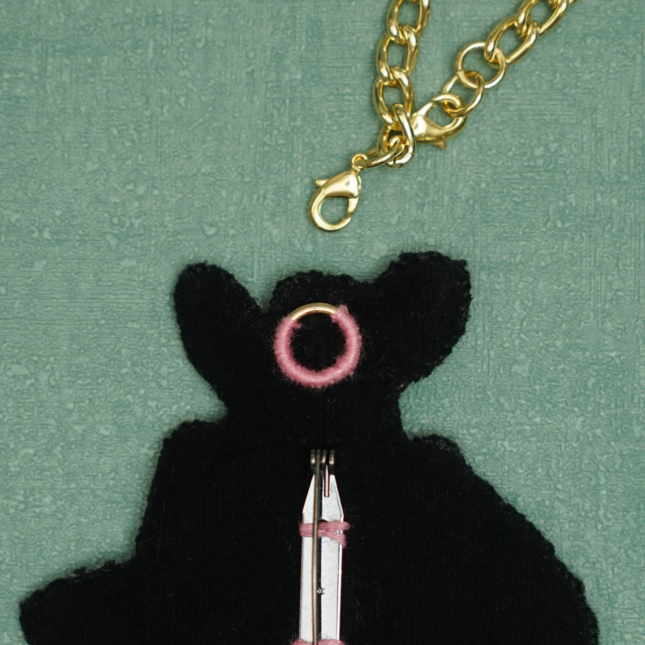 刺繍チャームブローチ Nathalie Lété Cakes and Cats | tamaobazaaar