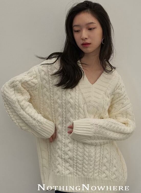 Vネックケーブル編みニット  AJ1079-7080