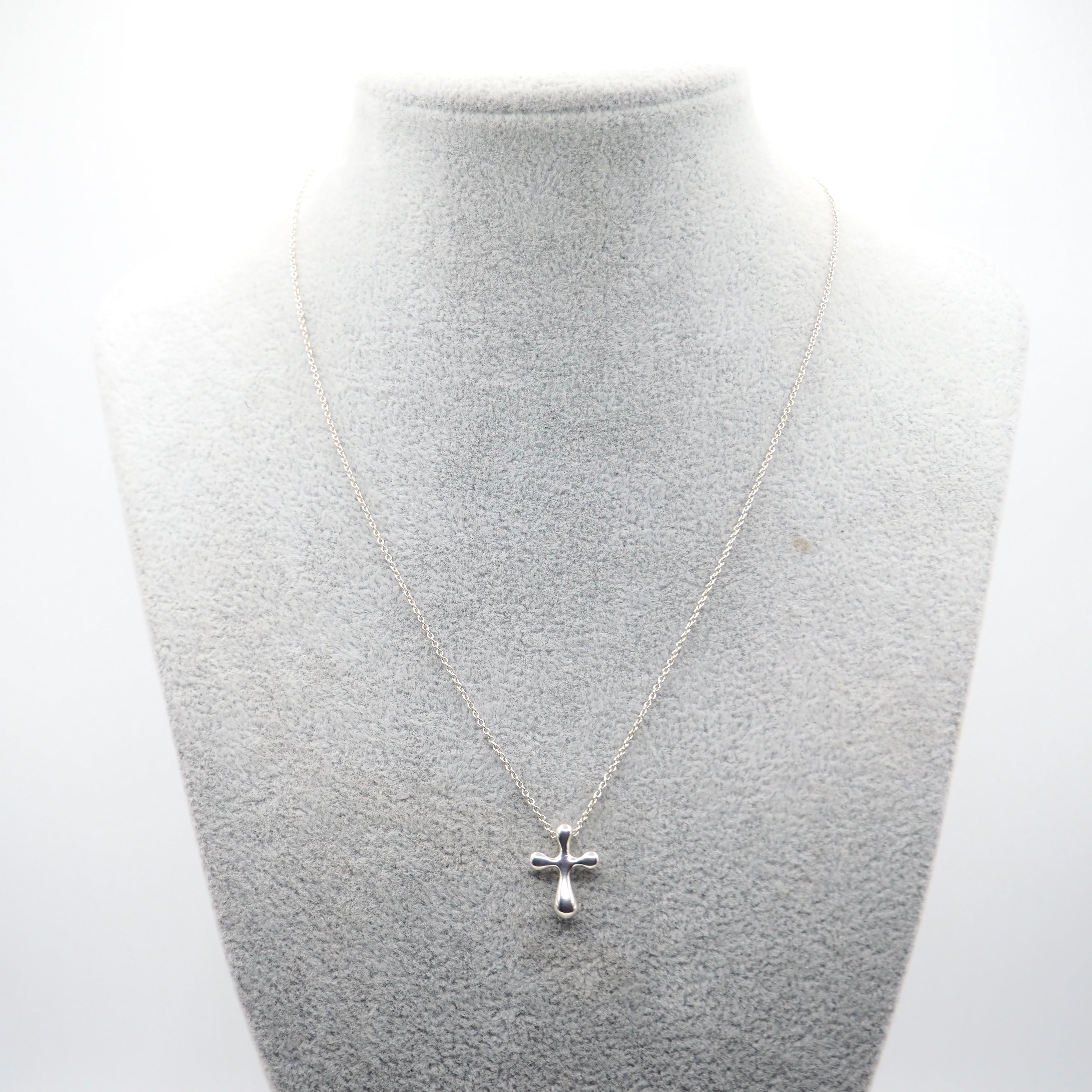 Tiffany&Co. エルサペレッティ スモール クロス ネックレスシルバー925