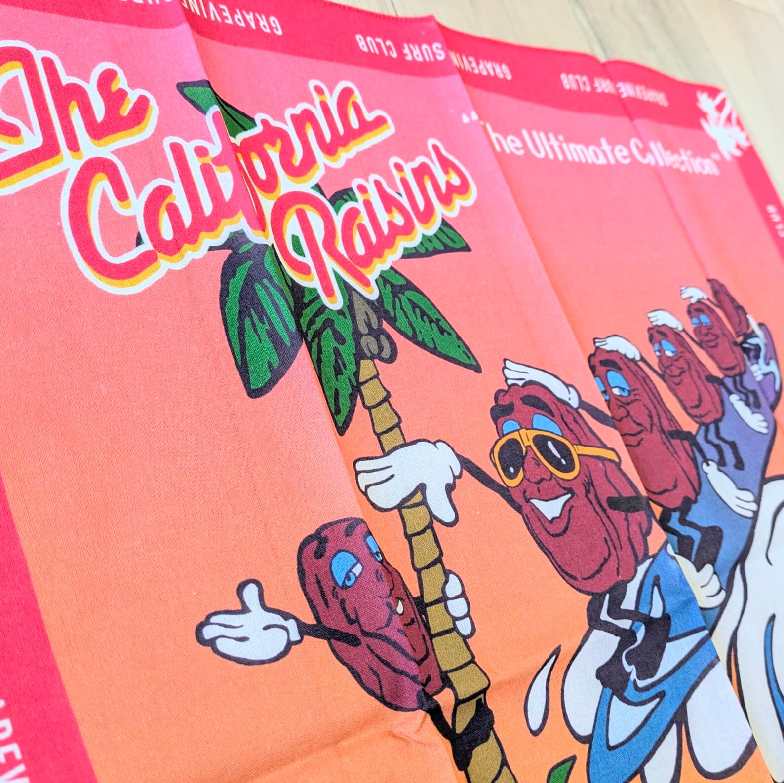 ♧【California Raisins（カリフォルニアレーズン）】『SURF