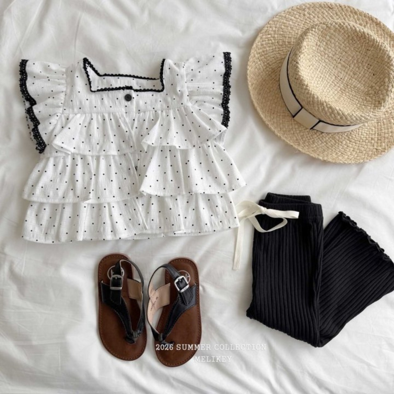 [MELIKEY] Dot Ruffle Sleeveless Blouse (JS/JM) / [미라이키] 도트캉캉나시블라우스 (JS/JM)