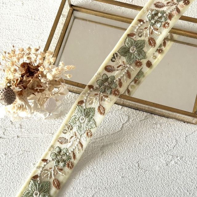 エトワール　[グリーン]インド刺繍リボン 3517