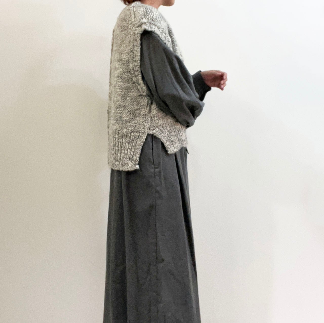 comm. arch. ハンドフレームド チャンキーベスト comm.arch. コム・アーチ「Hand Framed Chunky Vest」－ WEEKENDER