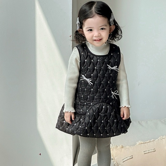 ,幼児キッズ女の子リボン付きキルティングワンピース　裏起毛　暖かい秋冬服　ブラック　お出かけ　lwa0125